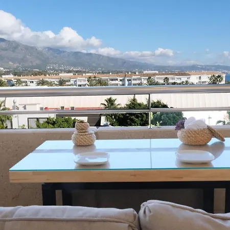 Standing Puerto Banus * Marbella